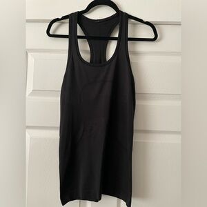 lululemon Black Swiftly Tank Top. Size 6